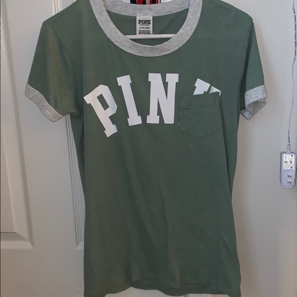 vs pink t shirt